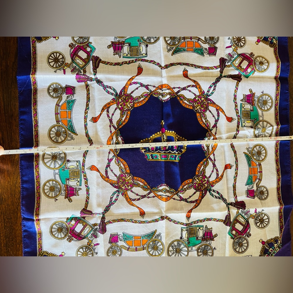 Andrea Ricci Scarf - Picture 10 of 11